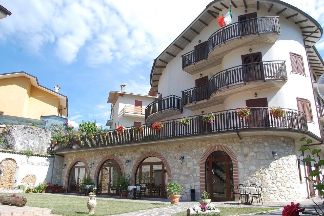 B&B La Tana Dell'Orso Villalago エクステリア 写真